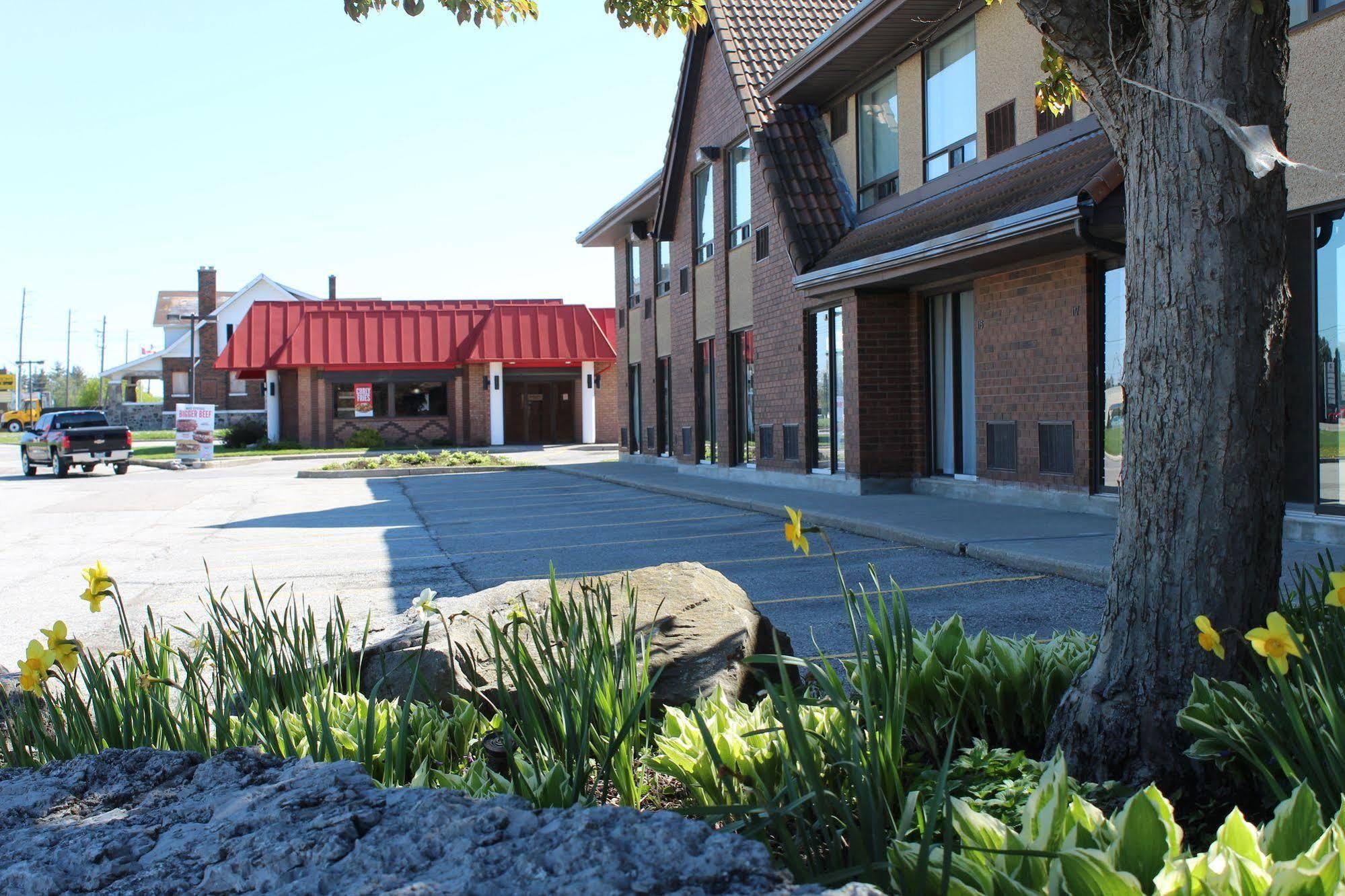 Comfort Inn Chatham-Kent Extérieur photo