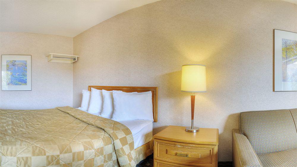 Comfort Inn Chatham-Kent Extérieur photo